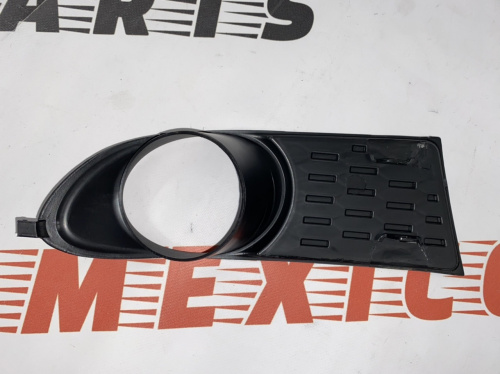 Рамка протитуманної  фари ліва Dodge Journey SE 2011-2019 (68079851AB), аналог