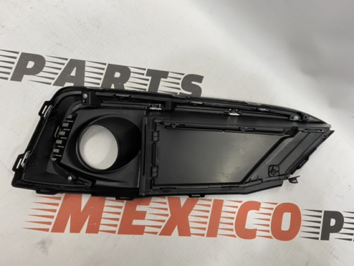 Рамка противотуманной фары левая Honda Civic 2019-2021 (71185-TBA-K50), аналог