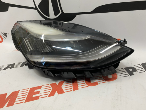 Фара правая Tesla Model 3 (151495300J), аналог