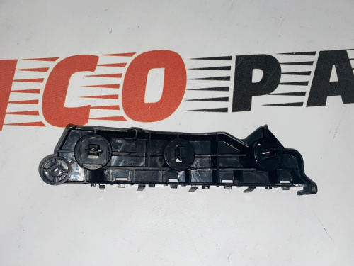 Кріплення переднього бампера праве Nissan X-Trail(Rogue) 2021-2023  (62222-6RR0B), аналог