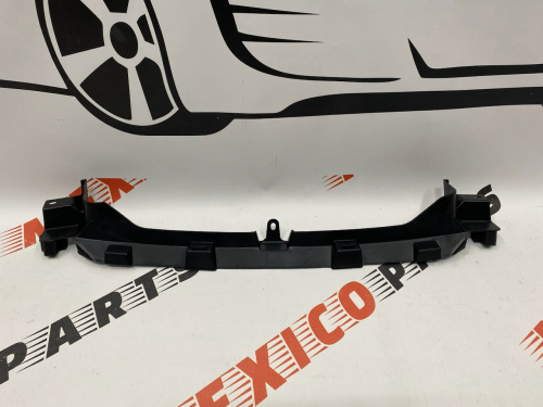 Крепление переднего бампера центр Mazda CX-5 2011-2017 (KD45501C0), аналог