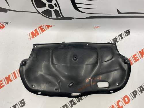 Обшивка крышки багажника  Mazda 3 2013-2018 (BHN1688W1A ), аналог