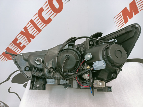 Фара права ксенон Mitsubishi  ASX 2016-2019 (8301C216), аналог