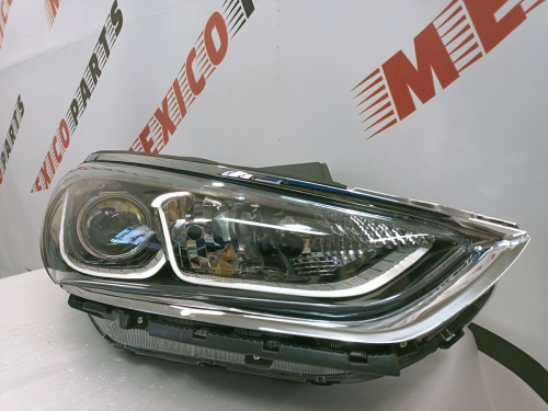 Фара права галоген Hyundai Sonata 2018-2020 (92101-C2600), аналог