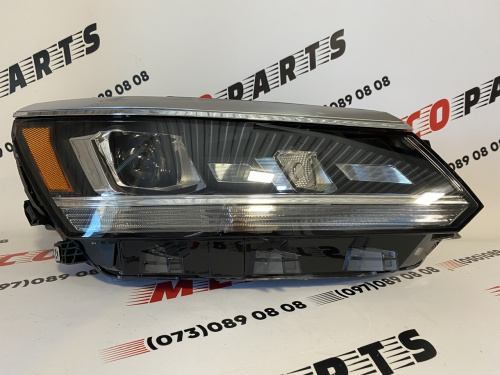 Фара ксенон з лампочкою права і ліва комплект Volkswagen Passat B8 2016-2018 (561941774A), аналог