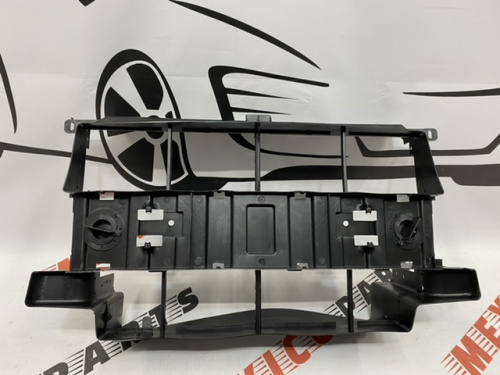 Корпус-жалюзі радіатора 2.0Т Ford Escape 13-16 (CJ5Z-8B455-A), аналог