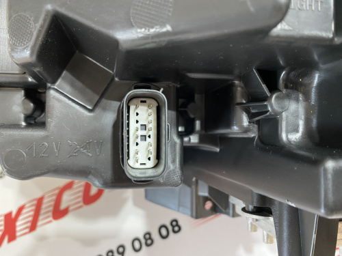 Фара правая LED Ford Edge 2019-2021 (KT4Z13008BA), аналог