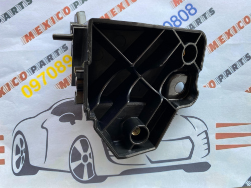 Крепление переднего бампера/фара правое Tesla Model S 2012-2020 (106133200b), аналог