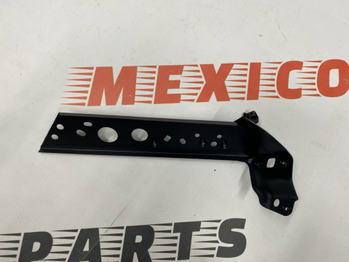 Крепление переднего крыла правое Mazda CX-5 2011-2017 (KDZ3521R0A), аналог