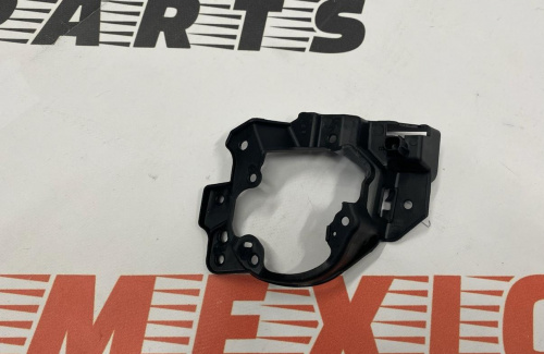 Крепление противотуманной фары правое Mazda 3 2016-2018 (B63B51684), аналог