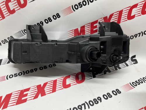 Противотуманная фара правая Tesla Model X 2022-2023 (1621194-00-B), аналог
