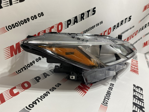 Фара права галоген Nissan Kicks 2021- (260105r05a), аналог