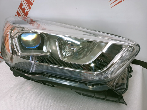 Фара права Ford Escape(Kuga) 2017- 2019 (GJ5Z-13008-G), аналог