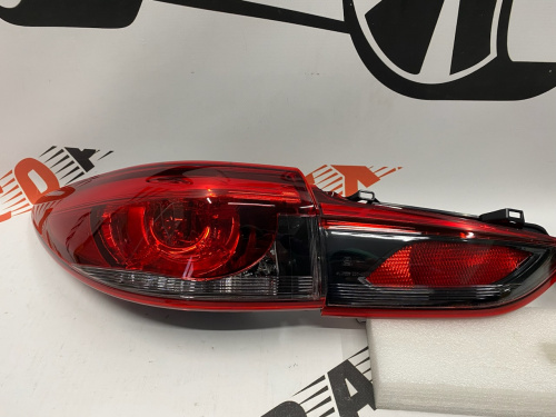 Фонари комплект Mazda 6 2017-2018 (GMN3-51-160BK), аналог