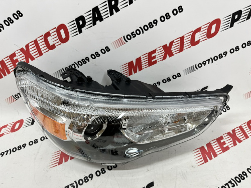 Фара права галоген темна Mitsubishi ASX 2016-2019 (8301C224), аналог