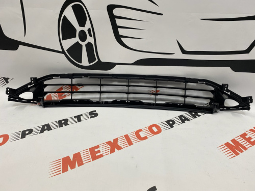 Решітка переднього бампера Nissan X-Trail(Rogue) 2021- 2023(62254-6RR0A), аналог