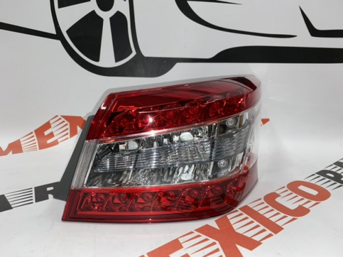 Ліхтар зовнішній (в крило) правий галоген Nissan Sentra 2012-2016 (26550-3SG0A), аналог