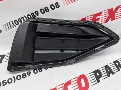 Заглушка протитуманної фари ліва Passat B9 2019-(561853211A), аналог