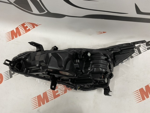 Фара права LED USA Nissan Altima 2019-2021 (26010-6CA5B), аналог