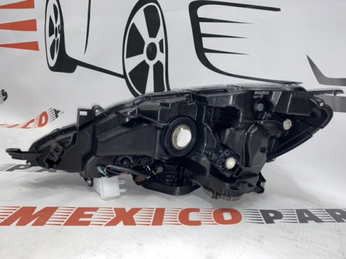 Фара права LED Nissan Sentra 2016-2018 (26010-3YU5A), аналог