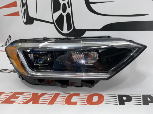 Комплект фар ліва і права LED Volkswagen Jetta 2019- (17A941036F), аналог