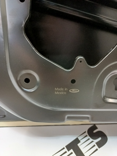 Двері передні праві (седан) Ford Focus 2011- 2018 (DM5Z-5820124-A) аналог