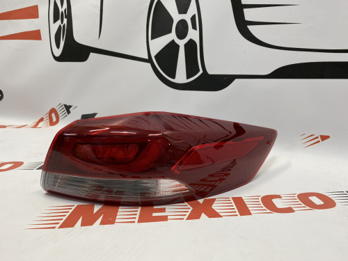 Ліхтар зовнішній (в крило) правий LED Hyundai Elantra 2016-2018 ( 92402-F2000), аналог