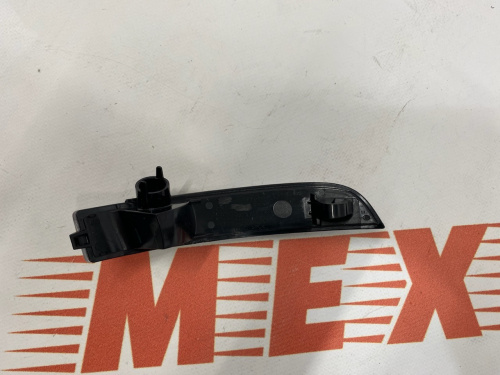 Поворотник в дзеркало лівий Ford Escape (Kuga) 2013-2016 (cj5413b384aa), аналог