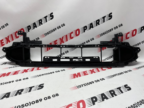Решётка переднего бампера Mazda CX 30 2019+ (DGH9501T0) , аналог