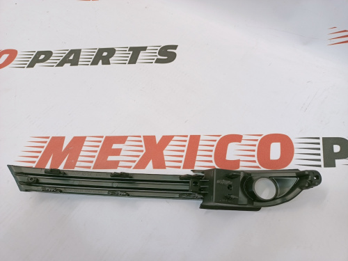 Рамка противотуманной фары правая Mazda CX5 2017-2020 (KB8B-50-C11C), аналог