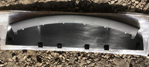 Накладка переднего бампера Tesla Model X 2015-2020 (105042100d), аналог