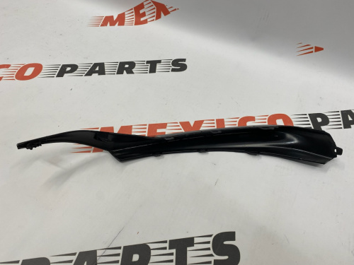 Губа переднього бампера права чорна Toyota Camry 2021- (5312306190), аналог