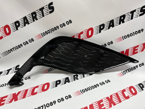 Заглушка противотуманной фары левая SE USA Toyota Camry 2021-(8148206220), аналог