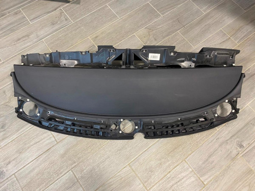Панель торпеди Tesla Model 3 2017-2023 (1083401-05-J)