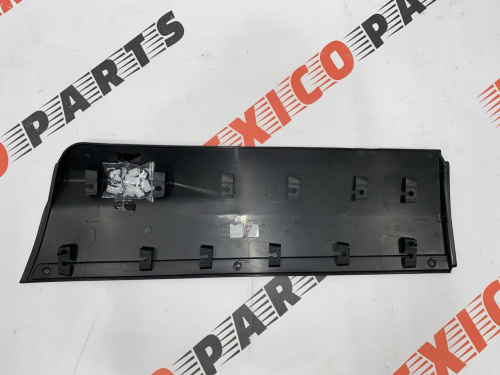 Накладка на задні двері права Ford Escape 2013-2016 (CJ45S24903B), аналог