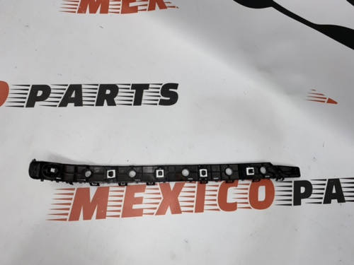Кріплення заднього бампера праве Nissan X-Trail(Rogue) 2014-2020 (85221-4BA1A), аналог