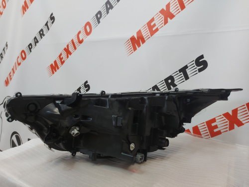 Фара права комплектація ХLE Toyota RAV4 2019-2021 (81110-0R150), аналог