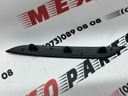 Катафот заднього бампера правий Volkswagen Golf 7.5 (5G0945106C), аналог