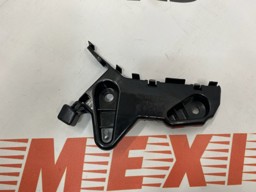 Крепление переднего бампера правое Mazda 3 2019-2021 (BCKN500T1), аналог