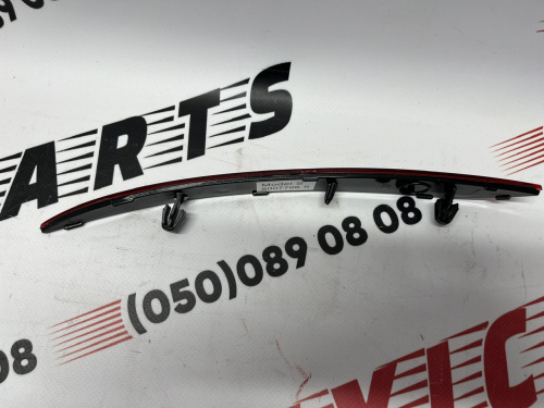 Катафот заднего бампера правый Tesla Model S 2012-2020 (6007706-00-D), аналог