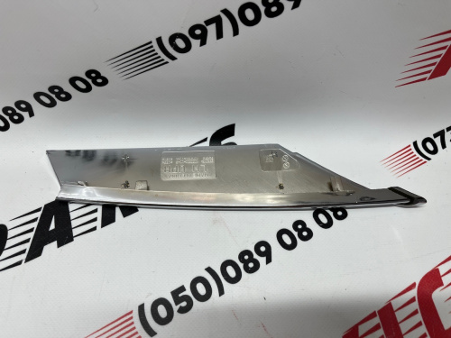 Накладка жалюзи верхняя левая хром Tesla Model S 2012-2020(1056378-00-C), аналог