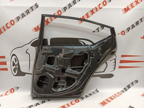 Двері задні праві Nissan Altima 2019-2021 (82100-6CA0A), аналог