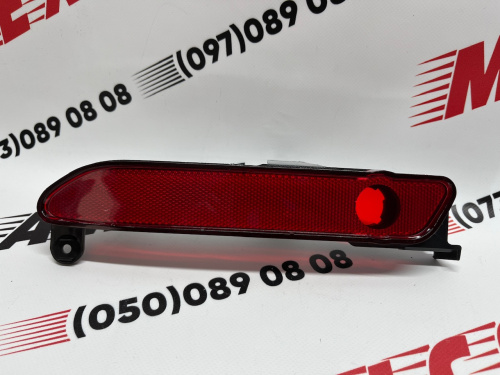 Катафот заднього бампера лівий Toyota RAV4 2019-2021, аналог