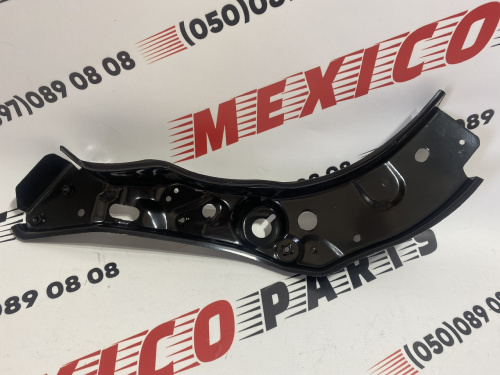 Кронштейн крепления фары правый Mitsubishi ASX 2016-2019 (5256B178), аналог