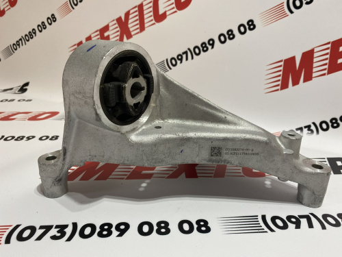 Крепления заднего двигателя правый Tesla Model 3 2018-2023 (1095337-00-d), аналог