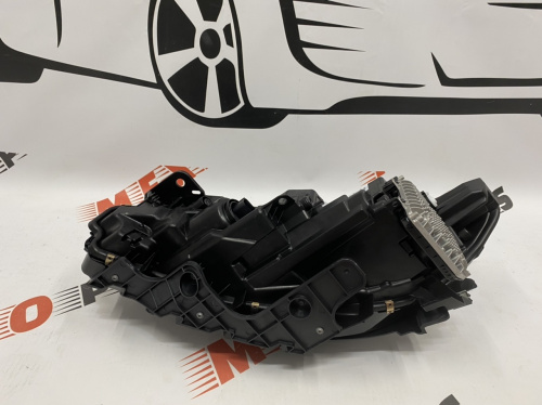Фара правая LED Jeep Cherokee 2019- (68275944AJ), аналог