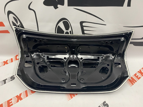 Крышка багажника USA Toyota Corolla 2014-2019 (64401-02850), аналог