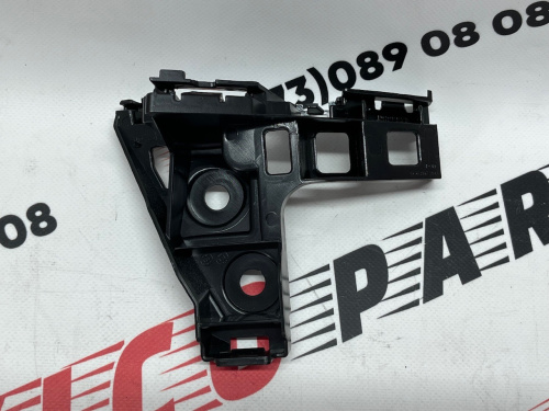Кріплення заднього бампера праве мале Volkswagen Golf 7 (5G6807394A), аналог