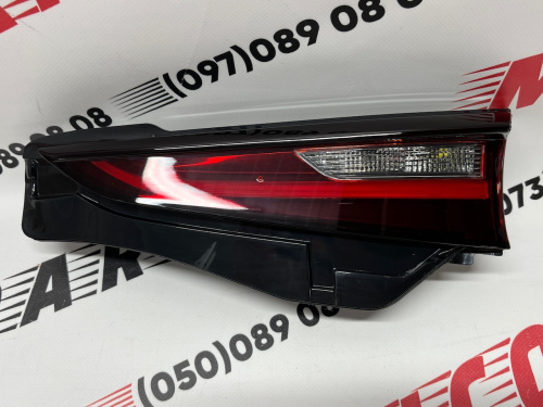 Фонарь в крышку багажника правый 3 Mazda CX 30 2019+, аналог