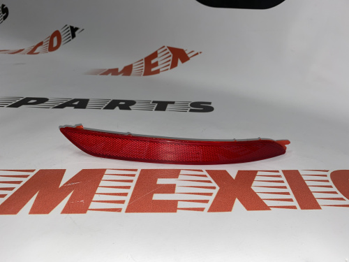 Катафот заднего бампера левый Hyundai Elantra 2011-2015 (92405-3X200), аналог